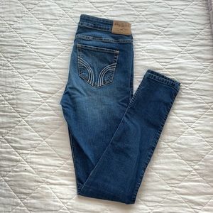 Hollister Super Skinny Jeans